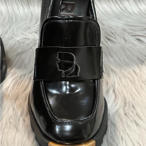Karl Lagerfeld Women’s Patent High Heeled VIRNA/G22 Loafers. New - Picture 5 of 9